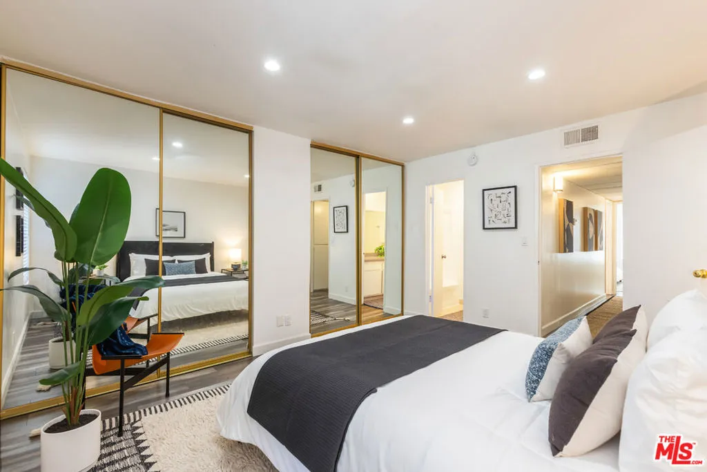 11701 Texas Avenue 306, Los Angeles, California 90025 home-pic-30